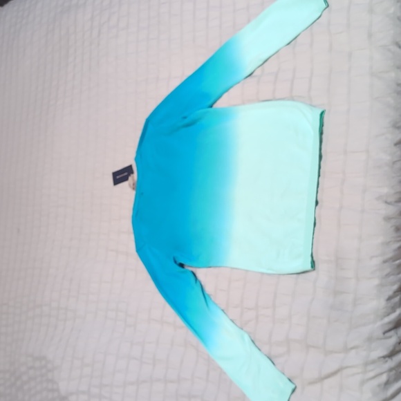 Tommy Hilfiger Ombre V-Neck Sweater - Picture 8 of 9